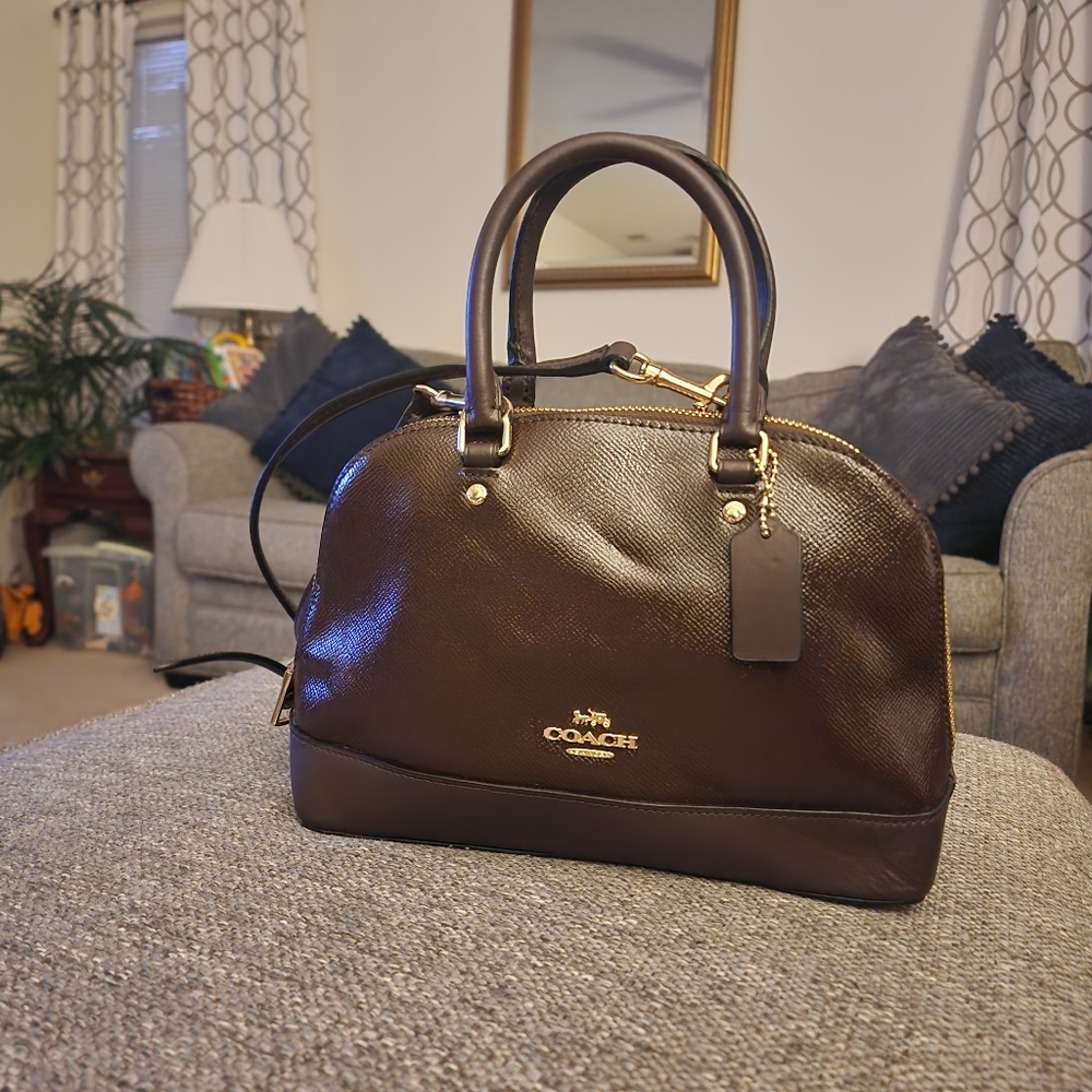 Coach Pebble Leather Shoulder /Crossbody Bag